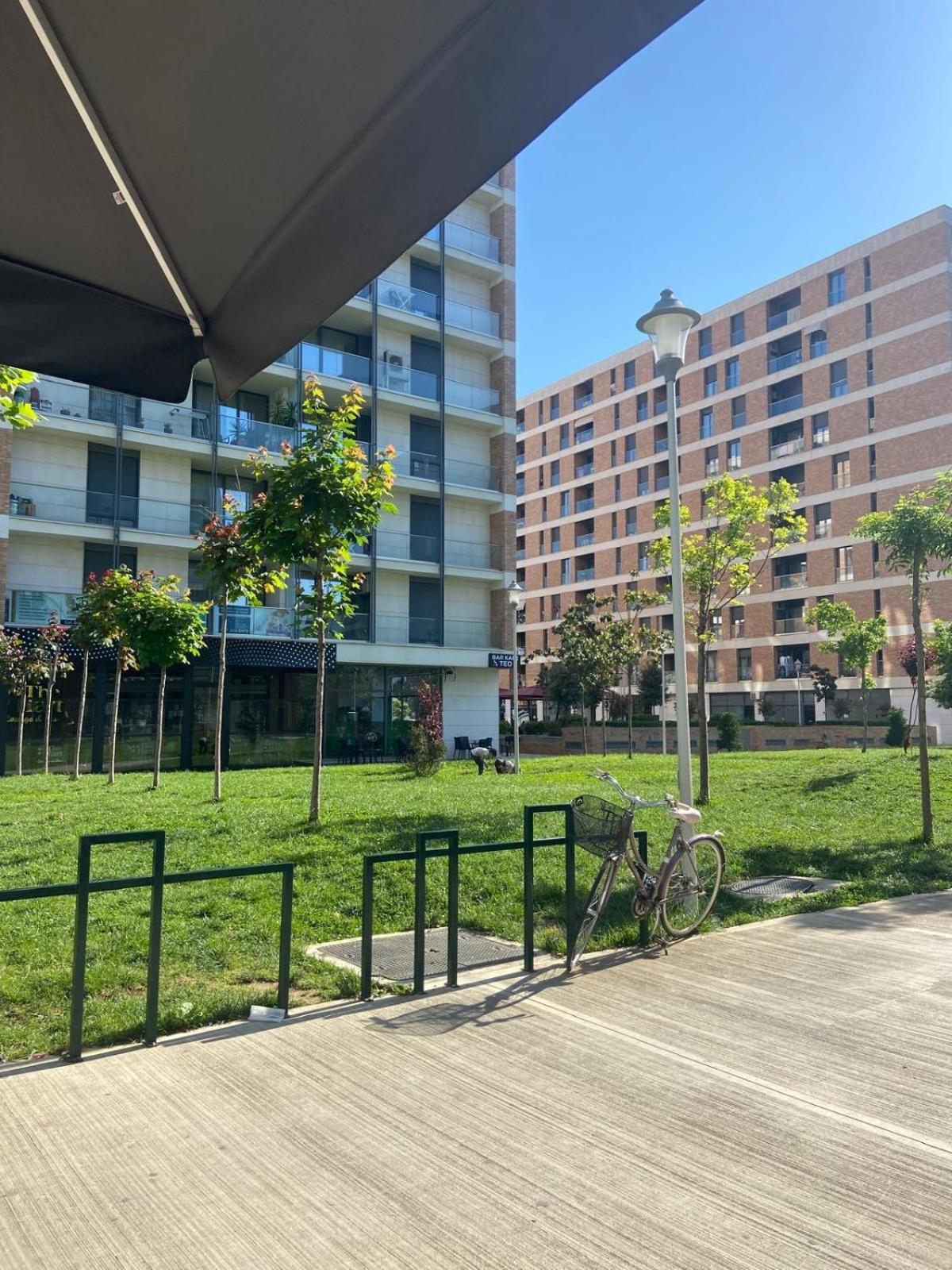 Ornel Apartamento Tirana